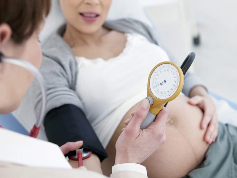 ¿Sabes qué es la Preeclampsia? | Dra. Yemile Beirutti